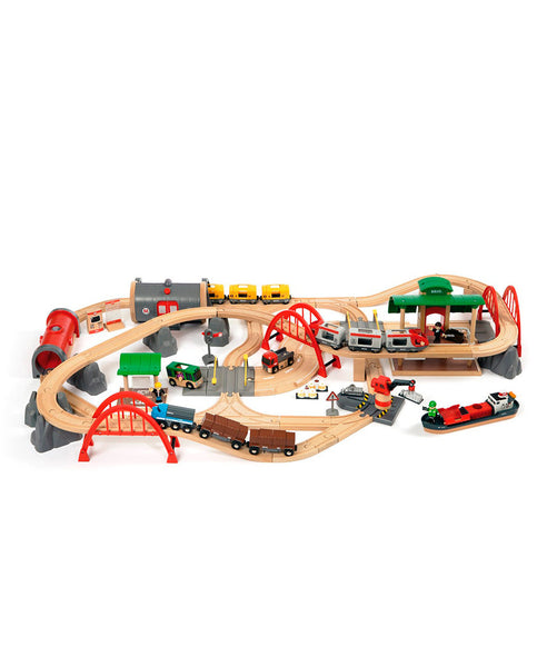 Brio Deluxe Railway Set * Back in stock early May