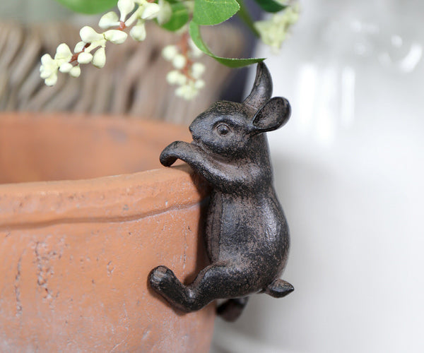 Terracotta Clayworks Black Rabbit Pot Hanger