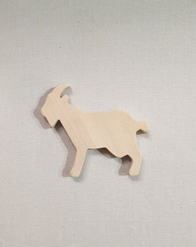 Bajo Loose Wooden Goat - Raw Timber