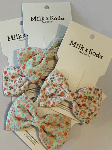 Milk x Soda Aeris Single Bow Hair Clip - Assorted floral print