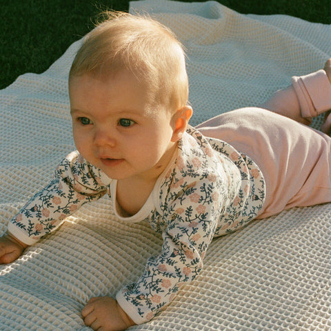 Nature Baby L/S Cotton Bodysuit Betsy Belle Print
