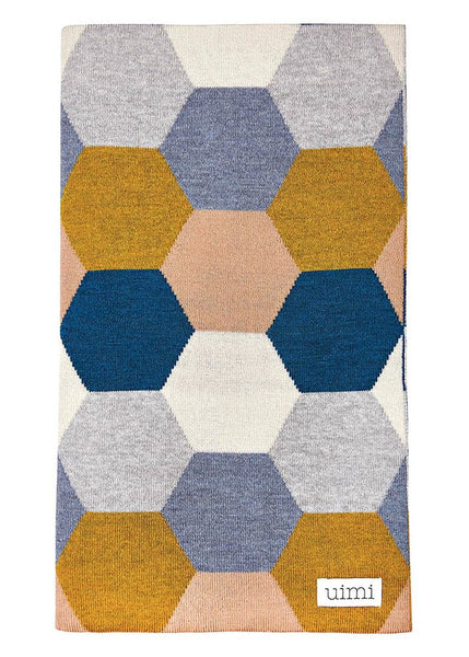Uimi Honey Double Sided Hexagon Merino Blanket. Size: Bassinet. Colour: Shibori