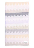 Uimi Molly Double Sided Small Scallop Merino Blanket. Size: Bassinet. Colour: Salt